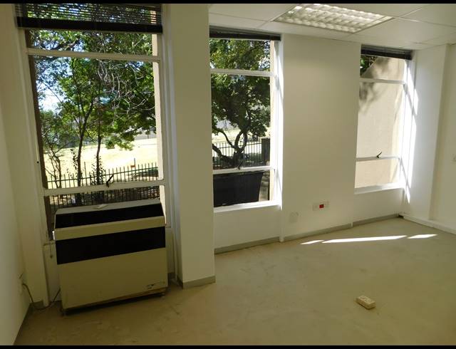 193M² OFFICE TO LET IN ROSEBANK